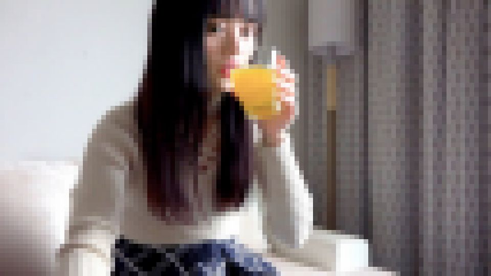 ”人気ダンスアイドルグループ元メンバー”超剛毛19歳 正統派美女 衝撃のFC2デビュー【素顔出しサンプル映像あり】※順次値上げ うらら 画像