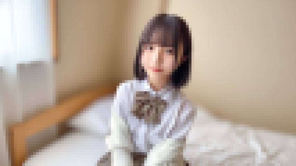 身長136cm史上最小級18歳アイドル。 初体験の噴水潮吹き。快楽の臨界点を越えた痙攣絶頂生ハメ記録  画像