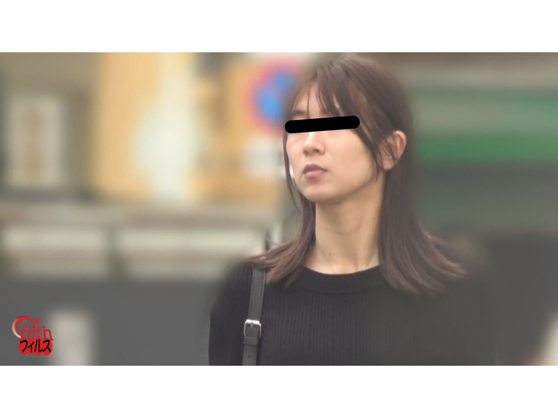 隠覗4+2カメうんこ 流す女と流さない女3 サンプル画像39