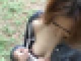 野外で初露出!命令されると断れないエッチなお嬢様「唯ちゃん」 サンプル画像01