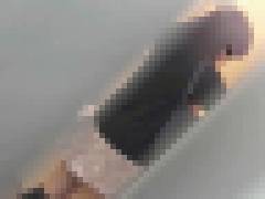 マ○コ丸見え！第三体育館潜入撮 File008　無料画像