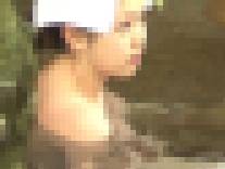 咲乱美女温泉-覗かれた露天風呂の真向裸体-ハイビジョン Vol.13 無料画像