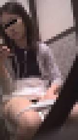 Real女子トイレ 手つかずの生い茂ったジャングル サンプル画像01