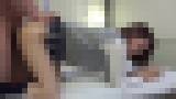 Q太郎の素人ハメ撮り 友梨奈ちゃん19歳 制服コス着て無毛の美マンに生中出し! サンプル画像12