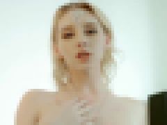 北欧ブロンド天使の中華サイトデビュー作　無料画像