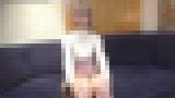 無修正個人撮影動画「マッチングアプリでヤリまくり、オナニーが趣味の好き者貧乳細身金髪ギャルの甲高い大絶叫で感電したかの様な絶頂がヤバかった!大量にマン汁垂れ流しガン突きで泡立つ極小オマンコに中出し!」 サンプル画像01