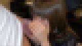 無修正個人撮影動画「パッチリおめめの色白巨乳な女の子。濡れてない生膣に複数本の肉棒を無理やりぶち込み、連続中出し。」 サンプル画像07