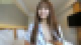 無修正個人撮影動画「推し活が止まらない?性格が明るい、笑顔がめっちゃカワイイ愛ちゃん19歳?自然陰毛にガチな素人ちゃんの反応がたまらない?」 サンプル画像01
