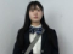 無修正個人撮影動画「完全顔出し都立K①超ロリスジパイパン② 逆さ野外露出と連続中出しから何度も入れ直してお掃除フェラ」野外露出編　無料画像
