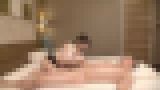 無修正個人撮影動画「地味な顔して手コキテクニックが卑猥なメンエス嬢に勃起が収まらず大量課金でそのまま本番プレイ!」 サンプル画像03