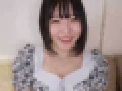 無修正個人撮影動画「黒髪清楚人妻。はにかみスマイルが可愛い妊娠16週の妊婦。夫の不倫発覚で報復決意。性欲暴走再受精!」　無料画像