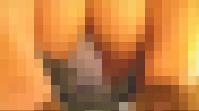 アパレル魂さんの 胸チラ＆パンチラ探検隊 Vol.13 「しゃがんでしゃがんでパンツ丸見え」　サンプル画像01