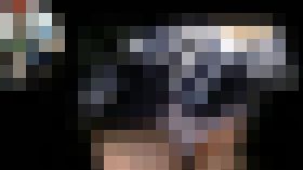 お姉さんの逆さパンチラ動画 サンプル画像02