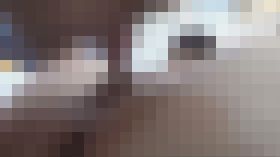 1509121 【2連続中出し】≪完全顔出し≫黒髪清楚系娘?J●ミニ＋サスペンダー付ガータースト着衣?ど緊張のロリロリつるつるキツキツまんこに生姦挿入して孕み汁どぴゅどぴゅ大量中出し！　サンプル画像03