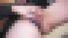 4031028 【無修正ｘ個人撮影】人の奥さん愛奴7号　ムス?の友達が遊びに来ているムス?宅のトイレでド変態人妻が中出しされる!白昼堂々にムス?宅で不倫する淫乱妻…　サンプル画像02