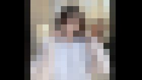 4245658 初撮影・顔出し！！明日まで限定！！僕の美容室で働く九州から上京してきた初心で押しに弱い新人美容師を店外に連れ出し野外猥褻！！上司という絶対的な立場を利用し2回連続生中出し！！　サンプル画像01