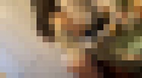 4255933 【無】【２射精】趣味が料理の巨乳彼女にキャミで肉じゃがを作らせたらあまりのエロさに大量中出し＆食後も精*入りマンコに妊娠確定中出し【本編２時間３０分】　サンプル画像01