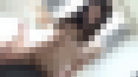 4265702 【限定】完全顔出し！1回限りの奇跡のハメ撮りを許してしまう18歳の清純上京ガール?快楽に溢れる白濁液?2回り半以上のオジサンから真正孕ませ中出しされちゃいます?永久保存版！　サンプル画像02