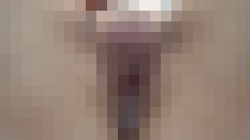 4265702 【限定】完全顔出し！1回限りの奇跡のハメ撮りを許してしまう18歳の清純上京ガール?快楽に溢れる白濁液?2回り半以上のオジサンから真正孕ませ中出しされちゃいます?永久保存版！　サンプル画像03