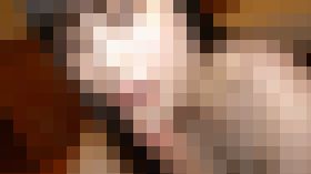 4410761 【無】あの色白で黒髪美人で清楚な彼女と再会しプライベートSEXハメ撮り。ニーハイのミニスカートの奥は欲求不満で濡れ濡れのドスケベおまん〇こ。出会って即おしゃぶりからの中出し二連発　サンプル画像01