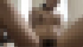 自宅でセックス２夫婦の艶技　秘密のコレクション！　サンプル画像02