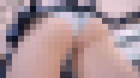 えちえちJK盗撮No.136　栄養満点のえっちなデカ尻が天から降り注ぐ！　サンプル画像02