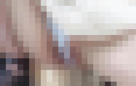 【盗撮】可愛いショップ店員さんのパンチラを撮ったらマンコが映ってたｗ　サンプル画像01