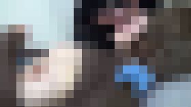 4812818 ベッドで仰向けになってる彼女と裏筋舐め?頭ナデナデしながら赤ちゃんの素を飲ませるX'mas?全部で続けて３回射精しちゃう...！　サンプル画像02