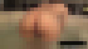 湯舟の中で脱糞女 サンプル画像02