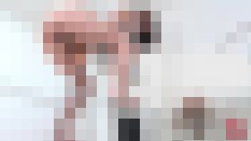 《無修正》こんな所でこんなに丸見え サンプル画像02