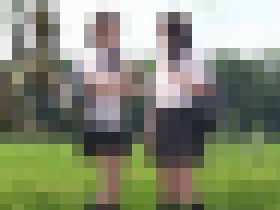女子校の生徒たちが、下校途中に屋外で用を足せる場所　サンプル画像01