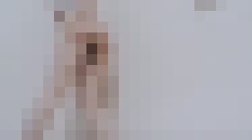 立ちながら可愛くうんちする素人ちゃん！　サンプル画像03