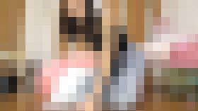 美女の秘密な排泄記録♪へたっと落ちていくうんちをご覧ください♪ サンプル画像03
