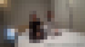 オヂサンにAV撮影で妊娠させられ◯絶したドスケベセフレ2人が懲りずに快楽のためだけの無責任3P中出し乱交 サンプル画像02
