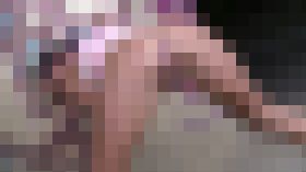 大量スプラッシュ！外国人の膀胱ダム決壊の瞬間！　サンプル画像03