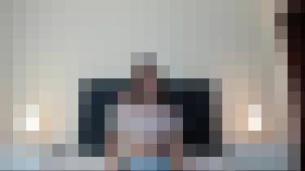 申し分なくセクシーを見せつける外国人美女 サンプル画像01