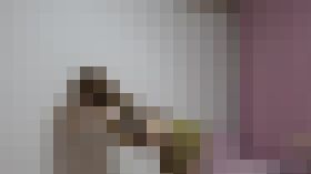 いとも簡単に自分の体をさらけ出す近頃の若者　サンプル画像01