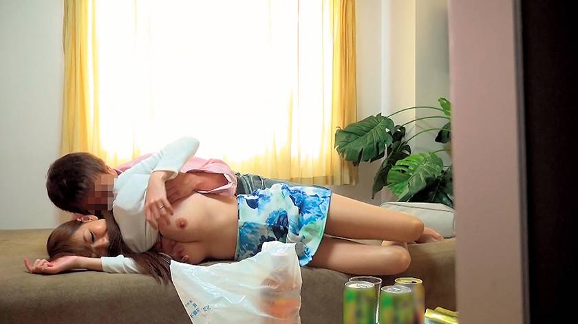 ダマで中出し ナンパ連れ込み素人妻 ガチで盗撮無断で発売 連れ込まれ中出しされた12人 4時間 BEST5 　サンプル画像10