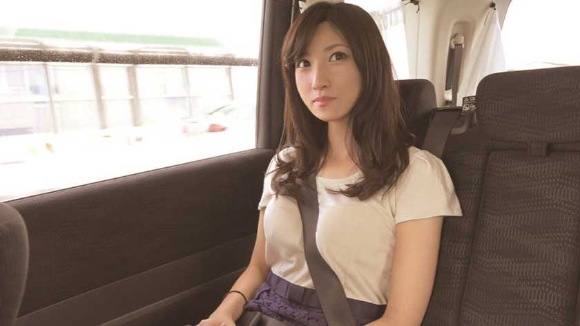 待ってっ！止まんなくなる… 温泉NTR 4時間 旦那より激しいSEXで失神寸前！隠れビッチな人妻達 　サンプル画像10