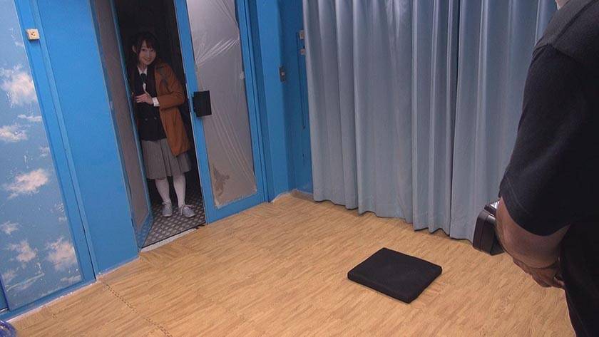 ふたばちゃん(18) 女子〇生 マジックミラー号 膣内洗浄により、スイッチが入ってしまい、チ〇コ挿入するも喘ぎまくってます。 サンプル画像10