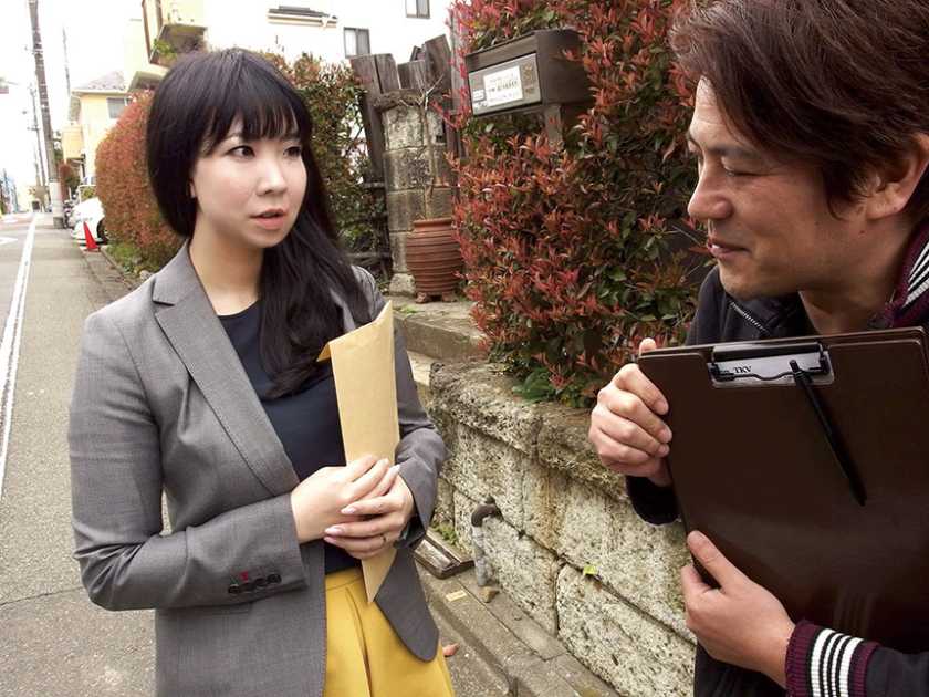 素人おばさんナンパ中出し!12人4時間! 働くおばさん編 サンプル画像11