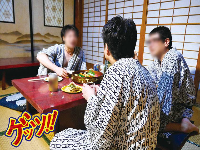 夫婦経営の温泉宿再建のため泣く泣く妻をお座敷にあげてピンクコンパニオンをやらせたらDQN客にアナルを4P寝取られてしまいました… 　サンプル画像11