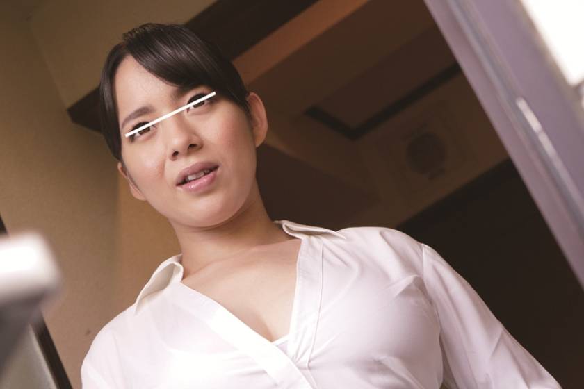 巨乳マッサージ師に媚薬チ○ポで突き上げ騎乗位！激揺れヌルテカ狂乱ボディを…ケツから見るか？チチから見るか？ 　サンプル画像12