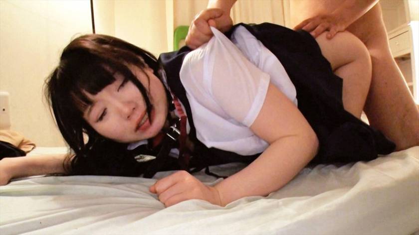 「この娘…犯したい…」 VOL.008 清楚系美少女の制服姿に勃起を抑えられず襲撃する サンプル画像12
