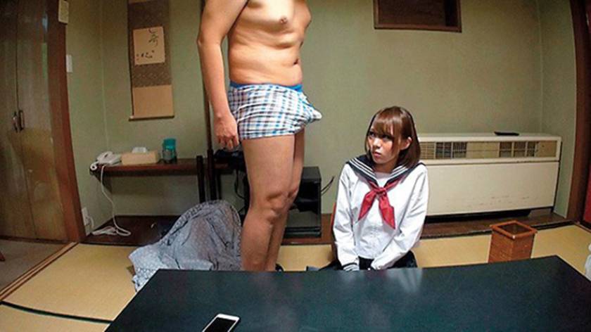 修学旅行で女子のお風呂を覗いたら…憧れのあの子のおっぱい陰毛丸見え！生ま●こもチラ見え！！バレそうになって失神したフリをしたら、心配した女子たちが恥ずかしそうに人工呼吸！！赤面発情した女子達ととっかえひっかえ生中出しSEX！！ 　サンプル画像13