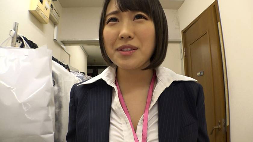 【h.m.p営業部員】 出社初日からカラダを張って会社に貢献していきます! 月本愛 サンプル画像14
