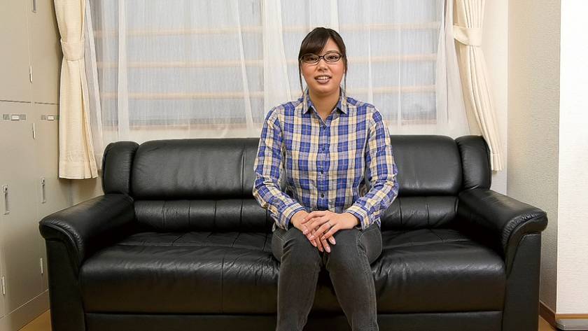 AV面接にやってきたデカ乳メガネ人妻総集編6人 朝日かえで 工藤つぼみ 笹宮えれな 高城彩 成澤ひなみ 　サンプル画像16