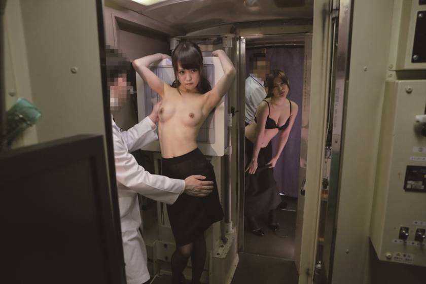 羞恥！ある日突然男女社員混合 強制OL健康診断 スペシャル 永井みひな 高杉麻里 一ノ瀬もも 中村日咲 斎藤りこ 　サンプル画像18