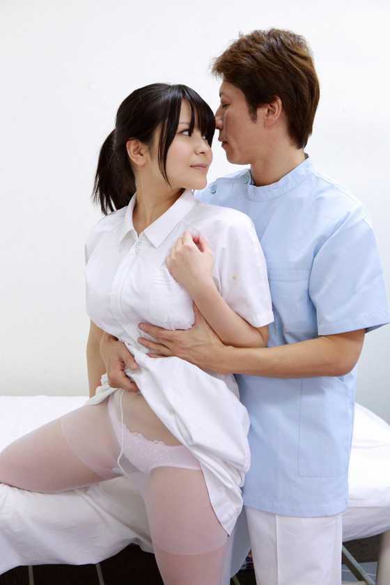 12連発！病院に隠しカメラを仕掛けたら想像を絶するうらやましい映像が撮れちゃった 　サンプル画像1