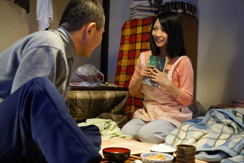 結婚間近の美人OLを【奴隷化・屈服・完全制圧】レイプ ～狙われたイヤホン自転車女子～ 戸田真琴 　サンプル画像1